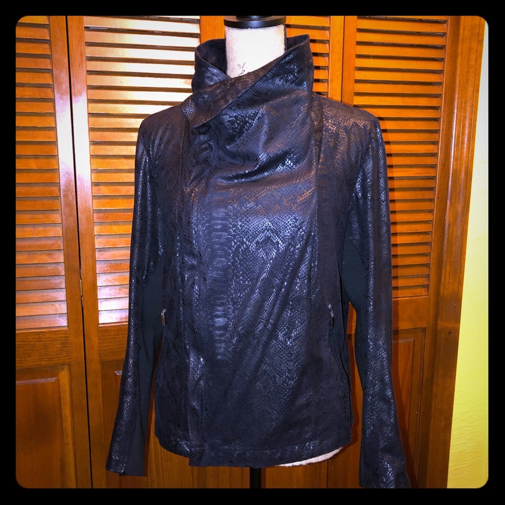 Black jacket w/snake skin detail